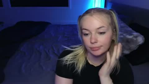 Snapshot of margot_robbie7 chatting on June 29, 1:34 am margot_robbie7 online show from June 29, 1:34 am