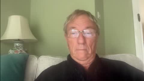 Snapshot of marhea260751 chatting on October 13, 10:37 am marhea online show from October 13, 10:37 am