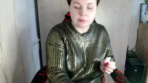 Snapshot of mari_77777 chatting on October 30, 6:37 am Mari online show from October 30, 6:37 am