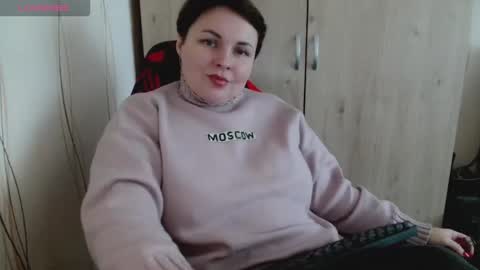 Snapshot of mari_77777 chatting on November 6, 7:20 am Mari online show from November 6, 7:20 am