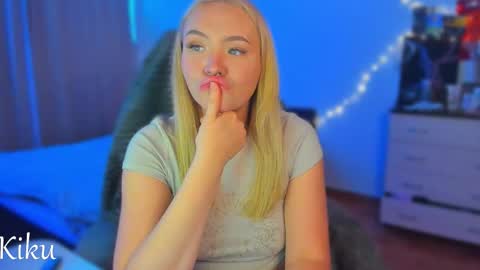 Kiku and Marii - online show from October 10, 12:42 am