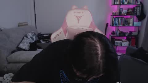 mari moore online show from February 16, 7:59 am