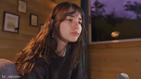 Alfonsina online show from December 14, 10:58 pm