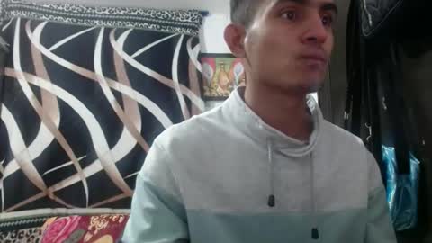 Mara and ngel online show from January 5, 2:06 am