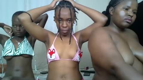 Snapshot of maria_dally chatting on December 8, 7:58 am maria_dally online show from December 8, 7:58 am