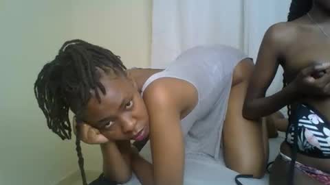 Snapshot of maria_dally chatting on December 11, 7:53 am maria_dally online show from December 11, 7:53 am