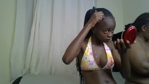 Snapshot of maria_dally chatting on December 16, 4:34 am maria_dally online show from December 16, 4:34 am