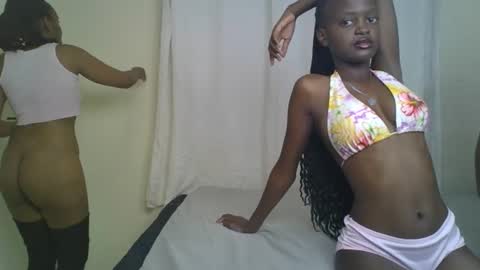 Snapshot of maria_dally chatting on December 16, 7:37 am maria_dally online show from December 16, 7:37 am