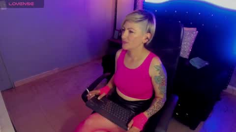 Maria fernanda online show from January 4, 6:09 am