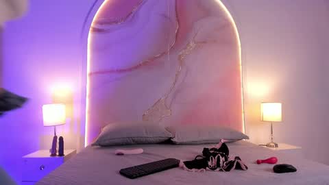 Maria  online show from April 21, 11:27 am