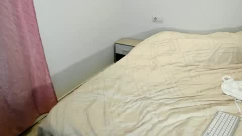 Itslablonde online show from October 10, 9:03 pm