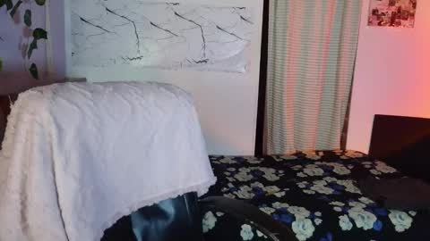 Snapshot of mariaajuana_ chatting on April 20, 2:58 am mariaajuana_ online show from April 20, 2:58 am