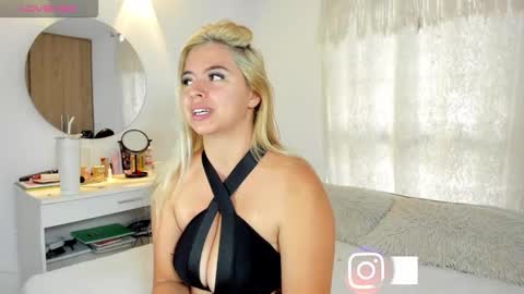 Snapshot of mariadanielasanchez chatting on September 29, 1:16 pm mariadanielasanchez online show from September 29, 1:16 pm