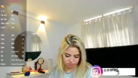 Snapshot of mariadanielasanchez chatting on October 12, 1:10 pm mariadanielasanchez online show from October 12, 1:10 pm