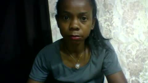 Snapshot of mariah642217 chatting on May 2, 5:45 am mariah642217 online show from May 2, 5:45 am