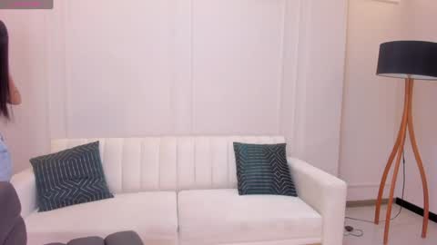 Snapshot of mariaherrera_ chatting on December 10, 7:43 pm MARIA HERRERA online show from December 10, 7:43 pm