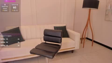 Snapshot of mariaherrera_ chatting on December 11, 1:58 am MARIA HERRERA online show from December 11, 1:58 am