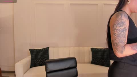 Snapshot of mariaherrera_ chatting on December 12, 7:59 pm MARIA HERRERA online show from December 12, 7:59 pm