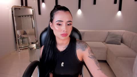 Snapshot of mariaherrera_ chatting on February 2, 6:48 am MARIA HERRERA online show from February 2, 6:48 am