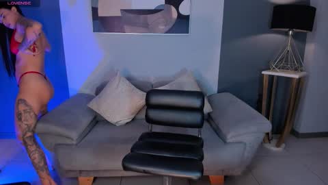 Snapshot of mariaherrera_ chatting on October 6, 8:50 pm MARIA HERRERA online show from October 6, 8:50 pm