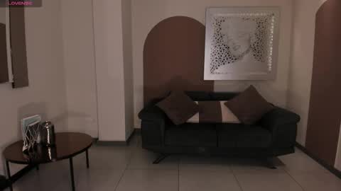 Snapshot of mariaherrera_ chatting on October 22, 8:52 pm MARIA HERRERA online show from October 22, 8:52 pm