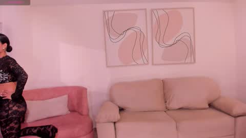 Snapshot of mariaherrera_ chatting on November 13, 9:47 pm MARIA HERRERA online show from November 13, 9:47 pm