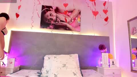 Snapshot of mariajo_sex_ chatting on February 10, 11:57 am MARIAJO Dont forget that          Mariajosexy20  online show from February 10, 11:57 am