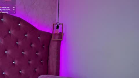 Snapshot of mariam__cute chatting on December 21, 10:40 pm   online show from December 21, 10:40 pm