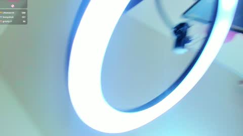 Snapshot of mariam__cute chatting on December 22, 10:36 pm   online show from December 22, 10:36 pm