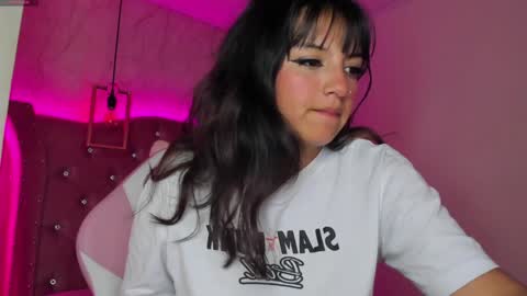 Snapshot of mariam__cute chatting on January 8, 6:41 pm   online show from January 8, 6:41 pm