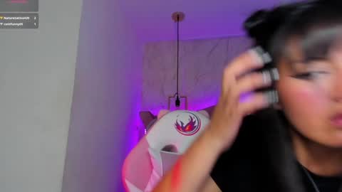 Snapshot of mariam__cute chatting on January 12, 7:53 pm   online show from January 12, 7:53 pm