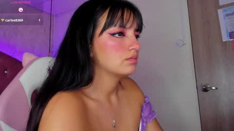 Snapshot of mariam__cute chatting on February 5, 8:25 pm   online show from February 5, 8:25 pm
