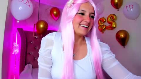 Snapshot of mariam__cute chatting on March 1, 7:26 pm   online show from March 1, 7:26 pm