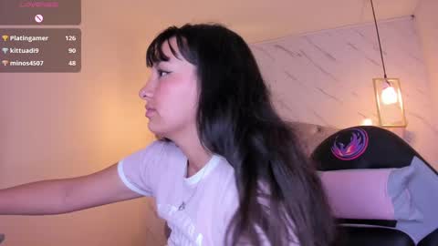Snapshot of mariam__cute chatting on March 8, 5:33 pm   online show from March 8, 5:33 pm