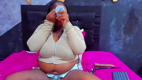  MARIAM online show from November 30, 11:58 am