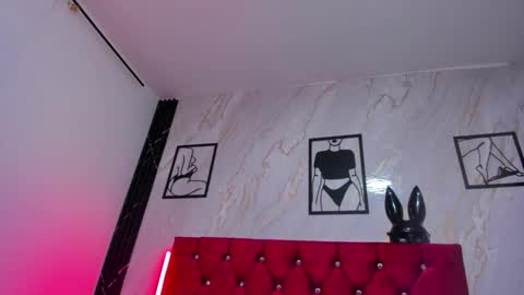 Snapshot of mariam_schubert chatting on November 27, 9:28 pm mariam_schubert online show from November 27, 9:28 pm