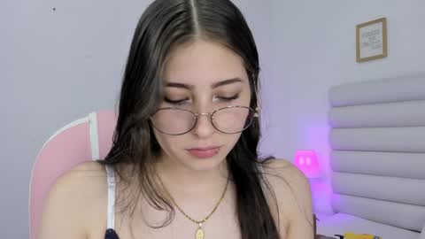 Mariam online show from December 23, 1:18 am