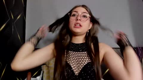 Mariam online show from January 17, 4:28 am