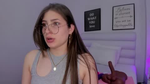 Mariam online show from January 25, 1:21 am