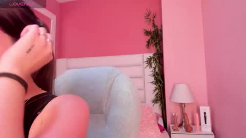 Mariam online show from November 27, 2:57 am