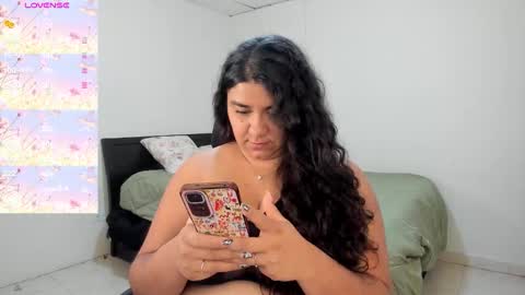   Mariam Castiblanco online show from January 8, 5:37 pm