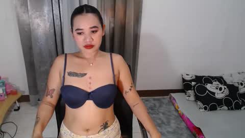 maria online show from April 3, 10:30 pm