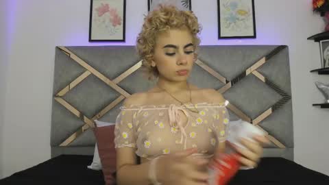 Marian online show from February 14, 2:50 am