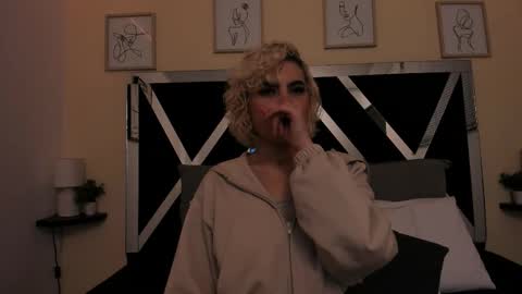 Marian online show from September 16, 2:34 am