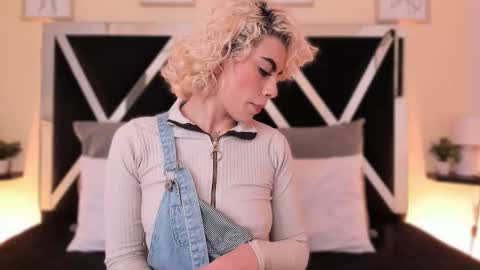 Marian online show from September 17, 2:35 am