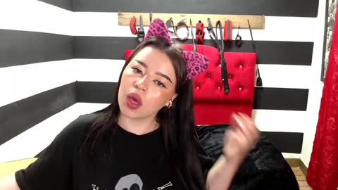 Snapshot of marian_ran_ chatting on February 3, 7:18 am Marian online show from February 3, 7:18 am