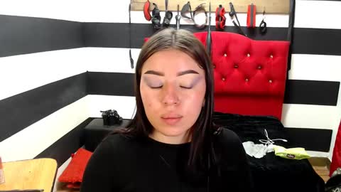 Snapshot of marian_ran_ chatting on February 25, 2:47 am Marian online show from February 25, 2:47 am