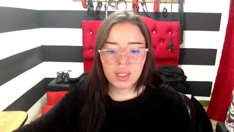 Snapshot of marian_ran_ chatting on March 11, 3:05 am Marian online show from March 11, 3:05 am