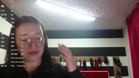 Snapshot of marian_ran_ chatting on October 10, 3:05 am Marian online show from October 10, 3:05 am