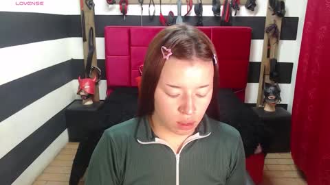 Snapshot of marian_ran_ chatting on October 20, 3:07 am Marian online show from October 20, 3:07 am